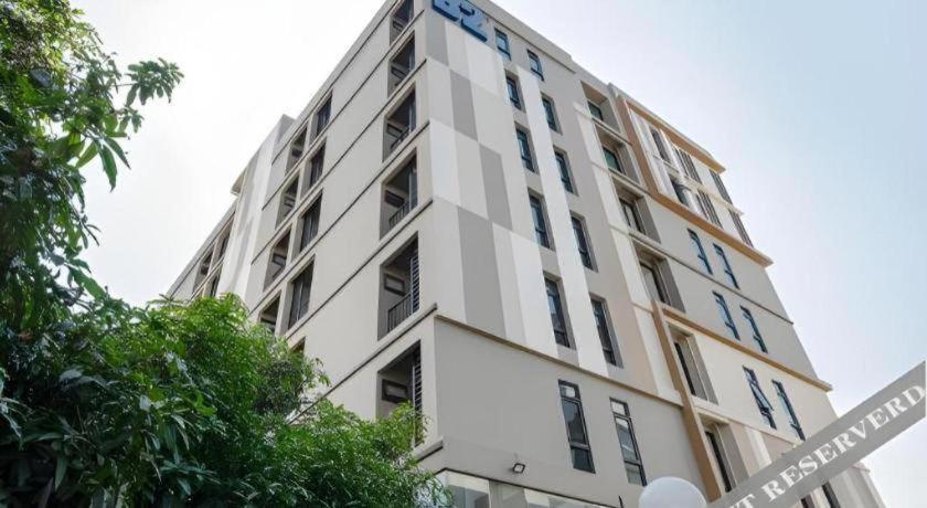 B2 Huai Khwang Premier Khách sạn