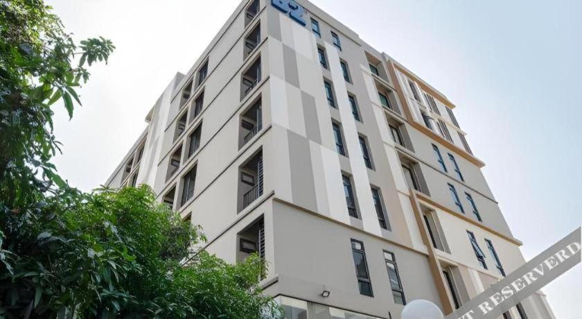 B2 Huai Khwang Premier Khách sạn